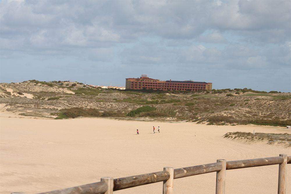 Mh Atlantico Hotell Atouguia Da Baleia Eksteriør bilde