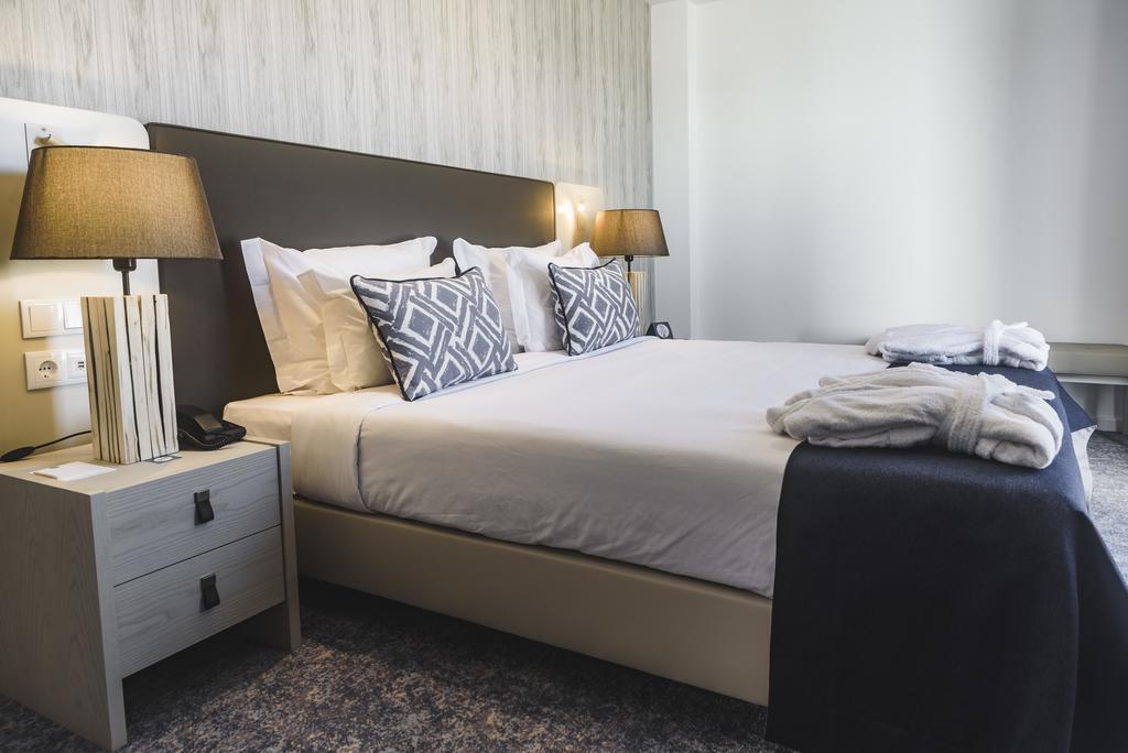 Mh Atlantico Hotell Atouguia Da Baleia Eksteriør bilde